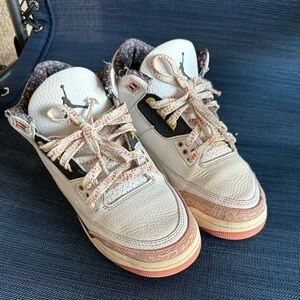 Jordan vintage rose youth size 5.5